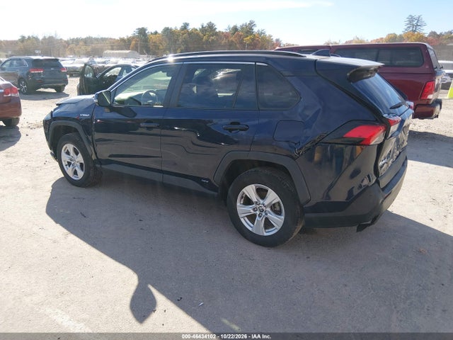 Auction sale of the 2021 Toyota Rav4 Hybrid Xle, vin: JTMRWRFV5MD126463, lot number: 46434102