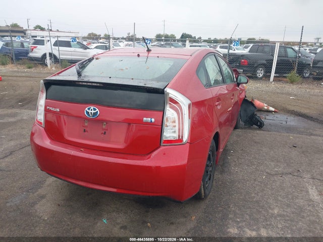 JTDKN3DU8E1760431 Toyota Prius Two