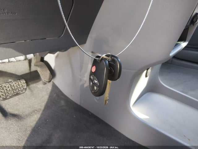 Продаж на аукціоні авто 2018 Toyota Sienna Le 8 Passenger, vin: 5TDKZ3DC7JS959852, номер лоту: 46436747