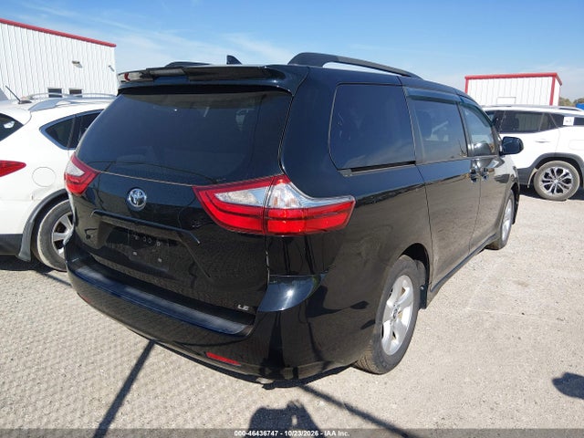 Продаж на аукціоні авто 2018 Toyota Sienna Le 8 Passenger, vin: 5TDKZ3DC7JS959852, номер лоту: 46436747