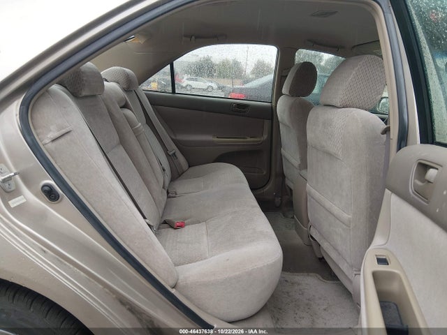 46437638 :رقم المزاد ، 4T1BE32K42U634719 vin ، 2002 Toyota Camry Le مزاد بيع