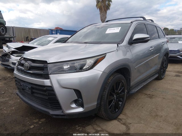 Toyota Highlander Se 2019 5TDJZRFH7KS956085 Image 2