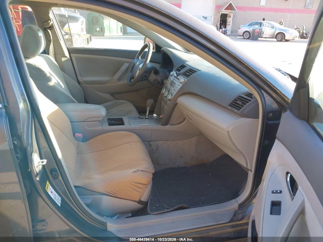 46439414 :رقم المزاد ، 4T1BK46KX9U085787 vin ، 2009 Toyota Camry Le V6 مزاد بيع