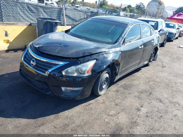 Nissan Altima 2.5 S 2015 1N4AL3AP8FC229077 Image 2