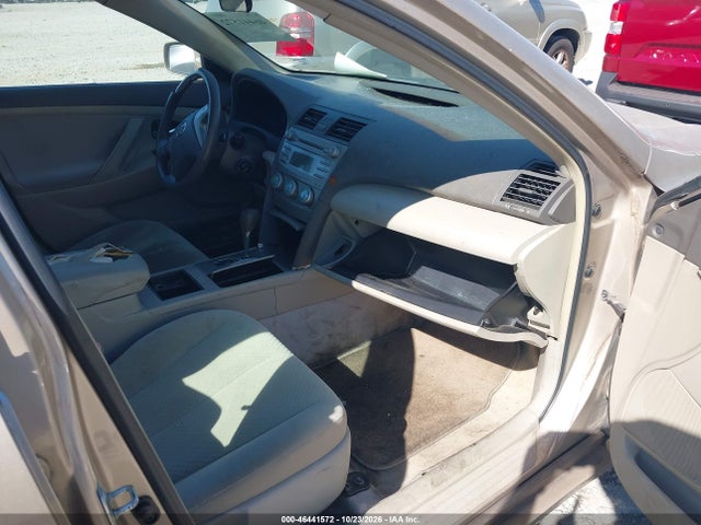 46441572 :رقم المزاد ، 4T1BE46K69U278882 vin ، 2009 Toyota Camry Le مزاد بيع