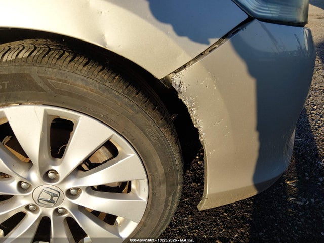 2013 Honda Accord Ex მანქანა იყიდება აუქციონზე, vin: 1HGCR2F73DA086781, აუქციონის ნომერი: 46441663