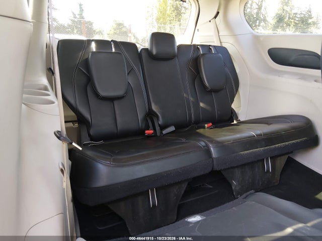 Chrysler Pacifica Touring L 2024 2C4RC1BG2RR152251 Image 17