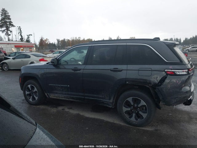 Jeep Grand Cherokee 4xe 2024 1C4RJYB66R8566845 Image 14
