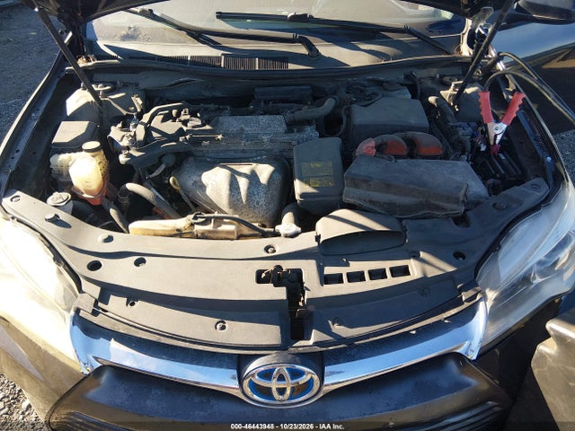 46443948 :رقم المزاد ، 4T1BD1FKXFU156104 vin ، 2015 Toyota Camry Hybrid Le مزاد بيع