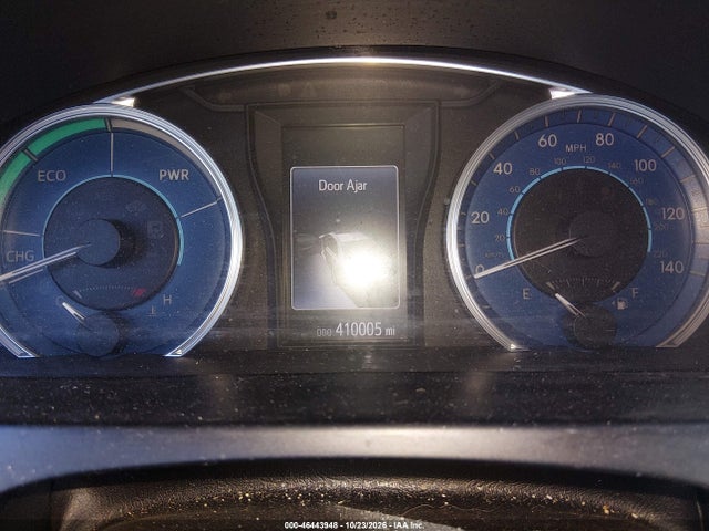 46443948 :رقم المزاد ، 4T1BD1FKXFU156104 vin ، 2015 Toyota Camry Hybrid Le مزاد بيع