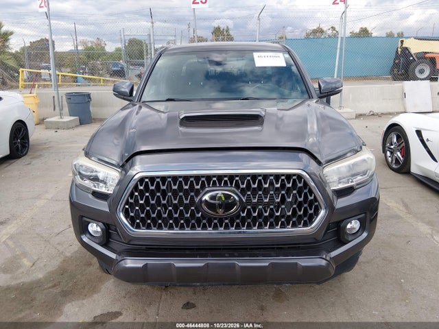 3TMAZ5CNXKM111010 Toyota Tacoma Trd Sport