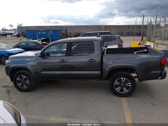 3TMAZ5CNXKM111010 Toyota Tacoma Trd Sport