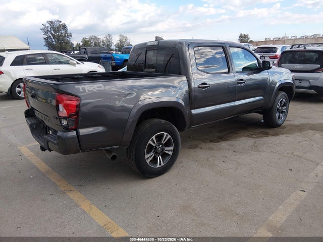3TMAZ5CNXKM111010 Toyota Tacoma Trd Sport