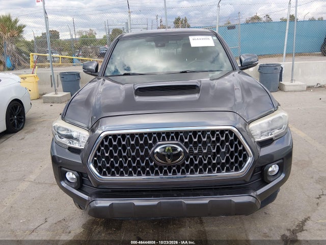 3TMAZ5CNXKM111010 Toyota Tacoma Trd Sport