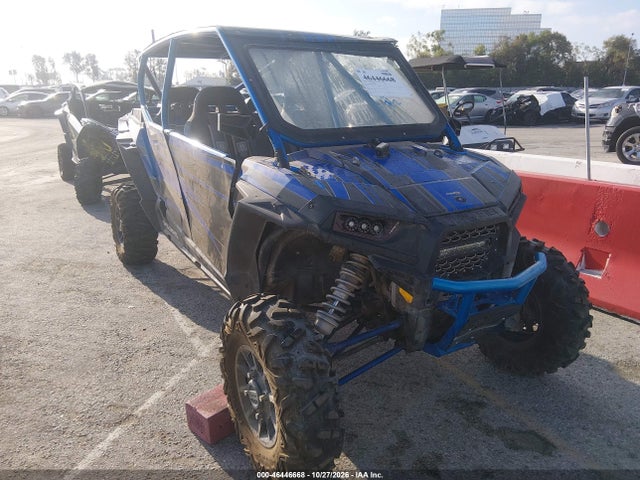 2015 3NSVFE999FF375896 main image