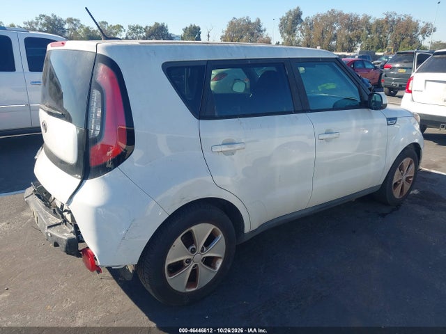 KIA Soul 2016 KNDJN2A28G7320587 Image 4