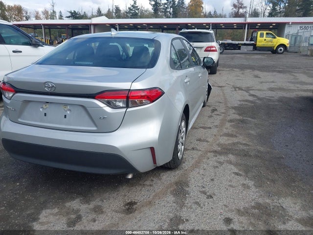 5YFB4MDE4TP480581 Toyota COROLLA LE