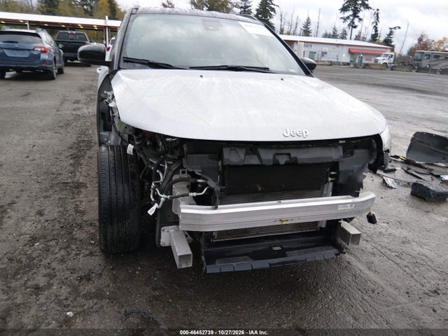 Jeep Compass Limited 4x4 2025 3C4NJDCN1ST624526 Image 18