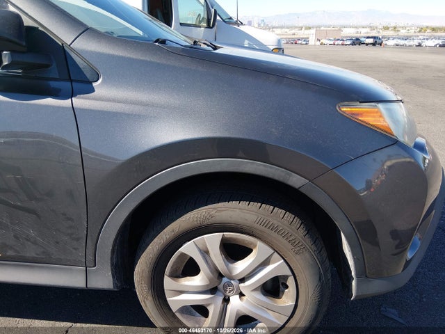 Toyota RAV4 LE 2015 2T3ZFREV3FW206528 Image 17