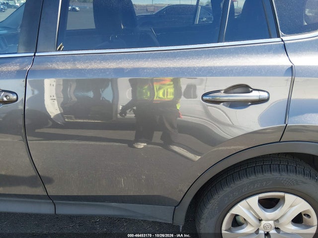 Toyota RAV4 LE 2015 2T3ZFREV3FW206528 Image 19