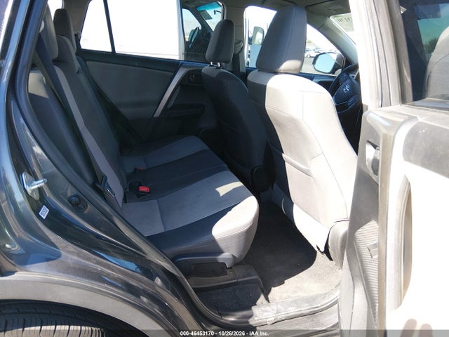 Toyota RAV4 LE 2015 2T3ZFREV3FW206528 Image 8
