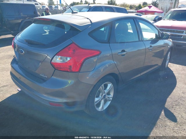 Ford FOCUS SE 2014 1FADP3K26EL143883 Image 4
