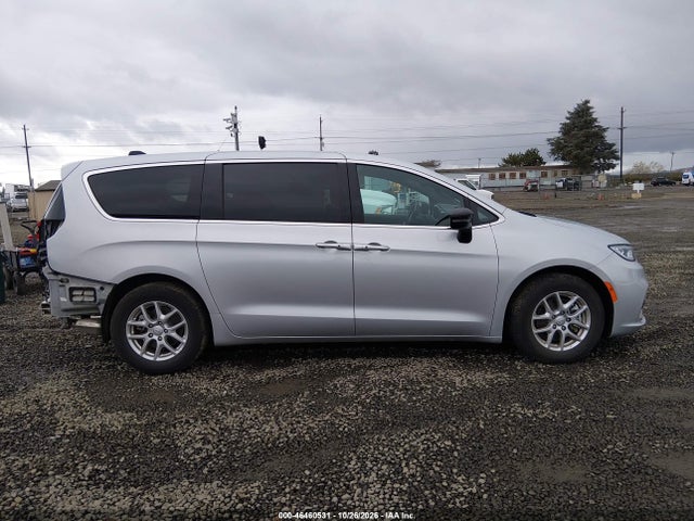Chrysler Pacifica Select 2026 2C4RC1BG1TR185863 Image 14