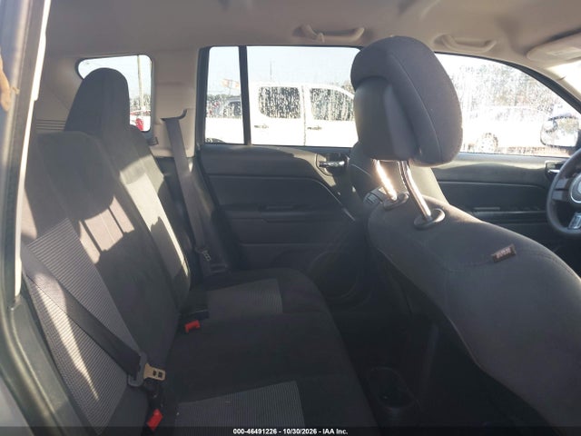 46491226 :رقم المزاد ، 1C4NJDBB5GD657145 vin ، 2016 Jeep Compass Sport مزاد بيع