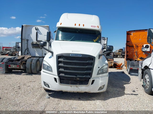 Freightliner Conventional 2018 3AKJHHDR2JSJD1153 Image 12