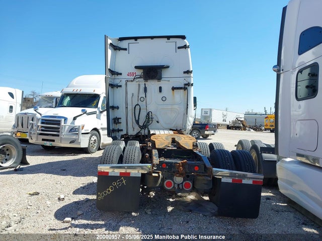 Freightliner Conventional 2018 3AKJHHDR2JSJD1153 Image 16