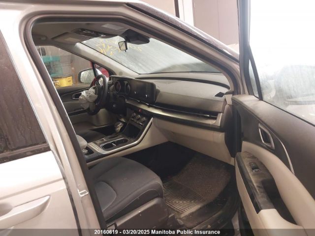 KNDNB5H32N6158680 KIA Carnival Lx