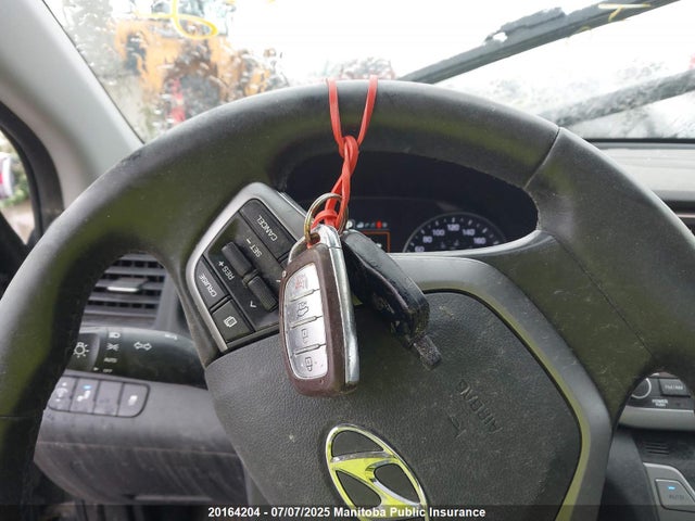 KMHD84LF6HU219076 Hyundai 2017