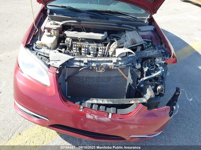 Chrysler 200 2014 1C3CCBBB5EN100785 Image 10