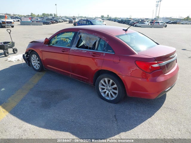 Chrysler 200 2014 1C3CCBBB5EN100785 Image 3