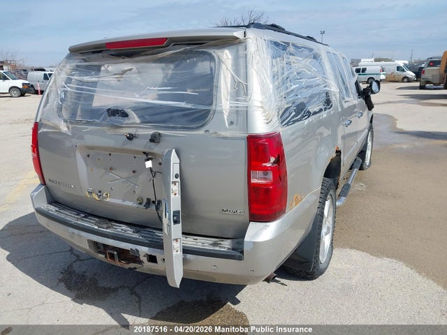 2007 Chevrolet Suburban 1500 Ltz მანქანა იყიდება აუქციონზე, vin: 1GNFK16337J360077, აუქციონის ნომერი: 20187516