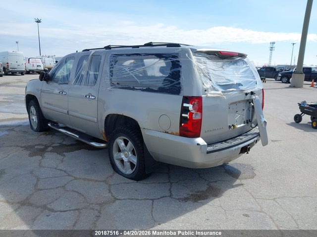 2007 Chevrolet Suburban 1500 Ltz მანქანა იყიდება აუქციონზე, vin: 1GNFK16337J360077, აუქციონის ნომერი: 20187516