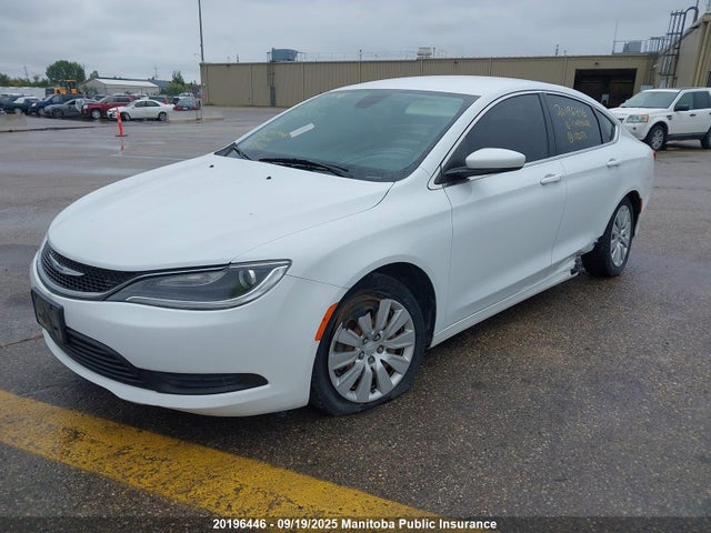1C3CCCFB7GN172171 Chrysler 200