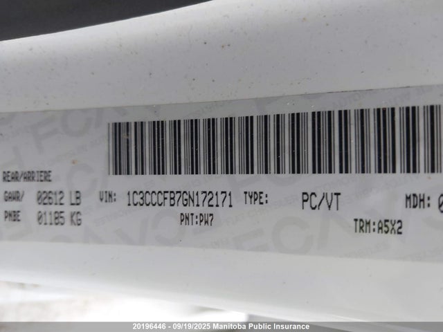 1C3CCCFB7GN172171 Chrysler 200