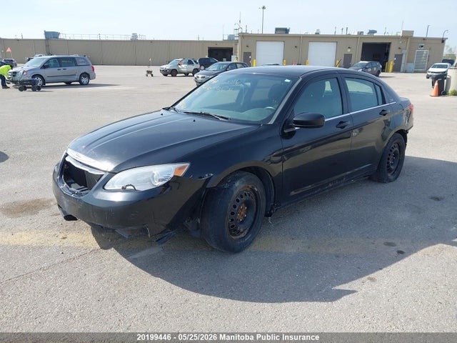 20199446 :رقم المزاد ، 1C3CCBBB2EN163360 vin ، 2014 Chrysler 200 Touring مزاد بيع