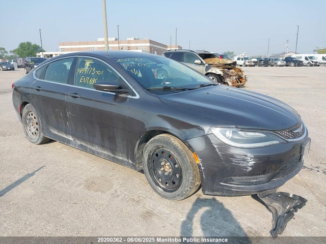 1C3CCCFB0GN198028 Chrysler 200 LX