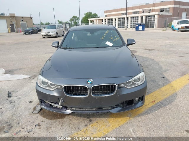 2012 Bmw 328i მანქანა იყიდება აუქციონზე, vin: WBA3A5C57CF347211, აუქციონის ნომერი: 20200669