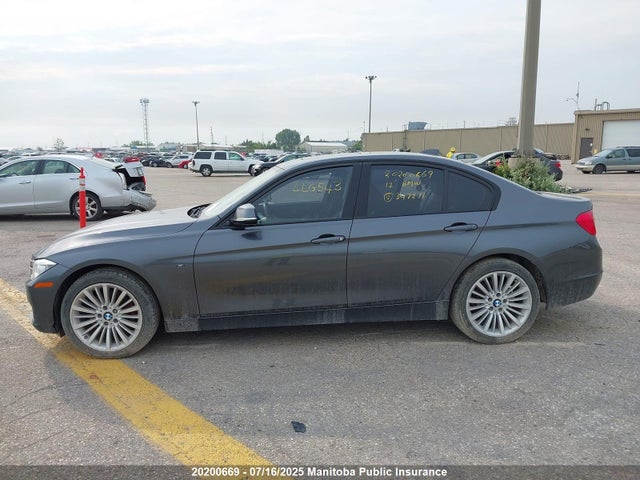 2012 Bmw 328i მანქანა იყიდება აუქციონზე, vin: WBA3A5C57CF347211, აუქციონის ნომერი: 20200669