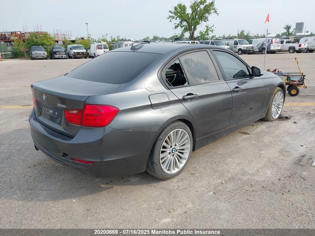 2012 Bmw 328i მანქანა იყიდება აუქციონზე, vin: WBA3A5C57CF347211, აუქციონის ნომერი: 20200669
