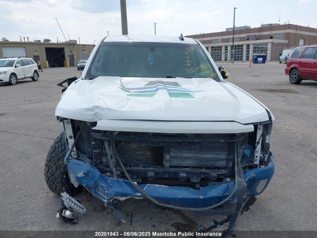 3GCUKREC7JG118921 Chevrolet Silverado 1500 Lt Crew Cab