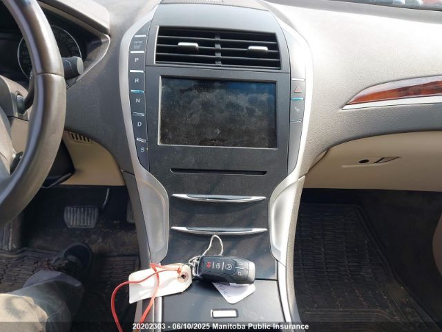 3LN6L2J98GR619994 Lincoln MKZ