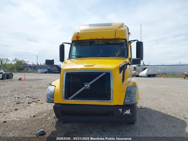 4V4NC9EH6HN972625 Volvo d13