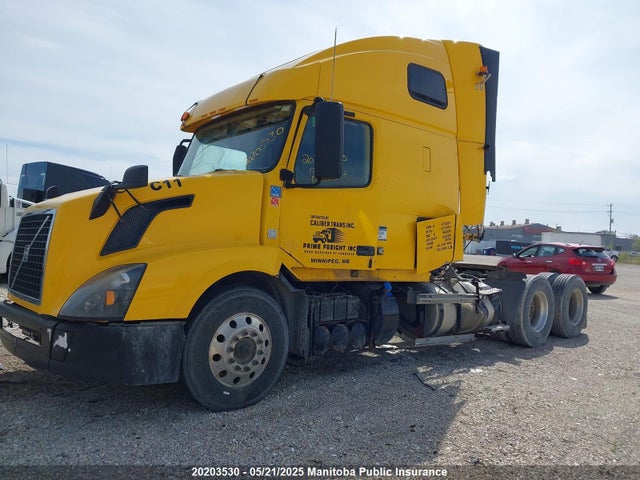 4V4NC9EH6HN972625 Volvo d13