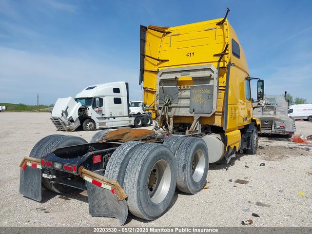 4V4NC9EH6HN972625 Volvo d13