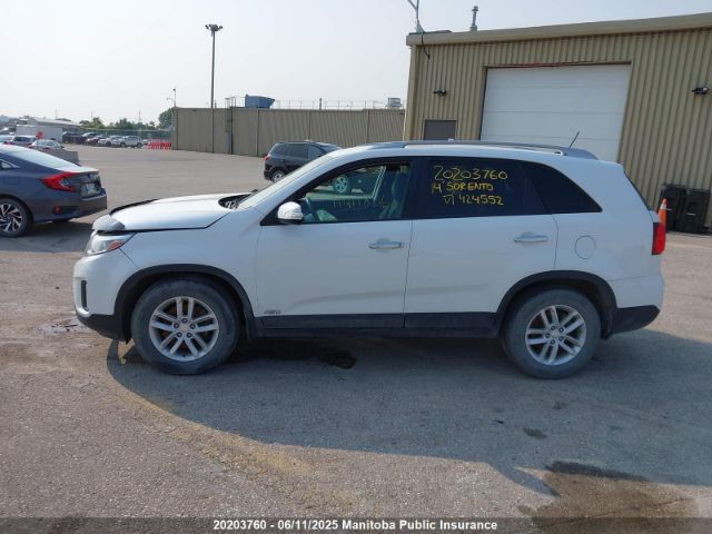 5XYKTCA61EG424552 KIA SORENTO EX