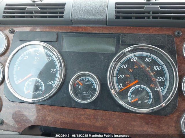 Freightliner detroit diesel dd15 ev 2016 1FUJGLD50GLGR0697 Image 14